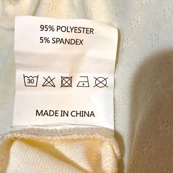 Idyllwind cream lace trim neck lace up front small printed design brand new - Picture 5 of 5